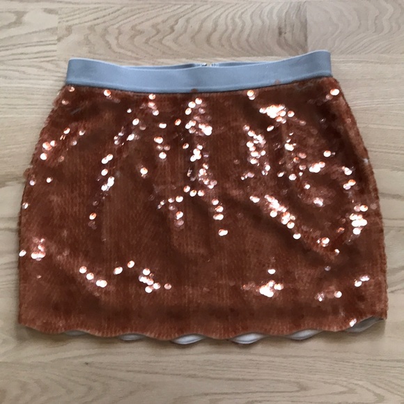 BCBGMaxAzria Dresses & Skirts - Bcbg skirt
